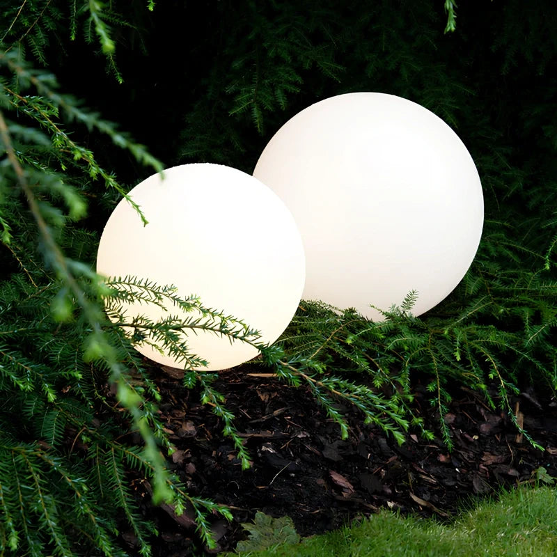 Lampe de jardin sphérique LED Norra Maison
