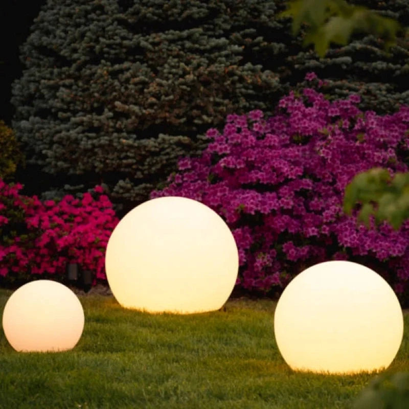 Lampe de jardin sphérique LED Norra Maison