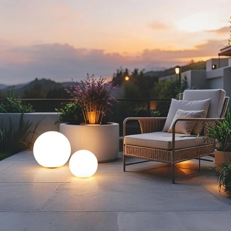 Lampe de jardin sphérique LED Norra Maison